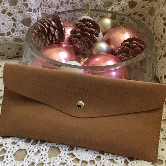 ELAINA BADROW makeup brushes set of 3, NEW! - Picture 4 of 5